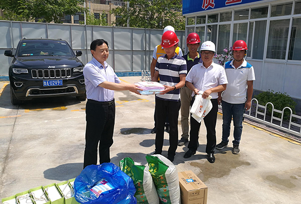 1532573230979871.jpg 胡总.jpg